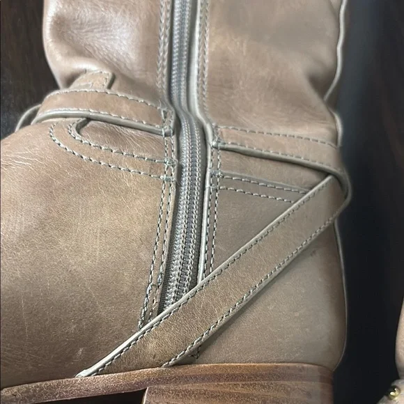Tory Burch Tan Leather Riding Boots - Picture 10 of 16